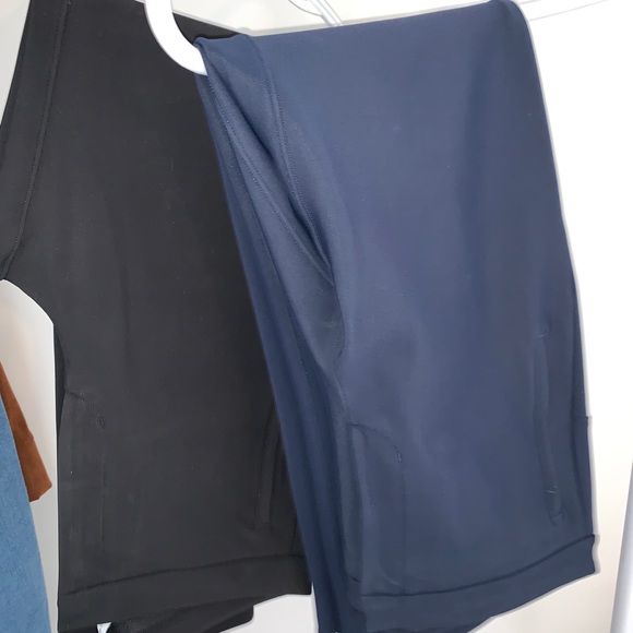 Lululemon on the fly business pants - Picture 4 of 5